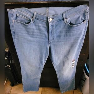 New Plus Size Levis